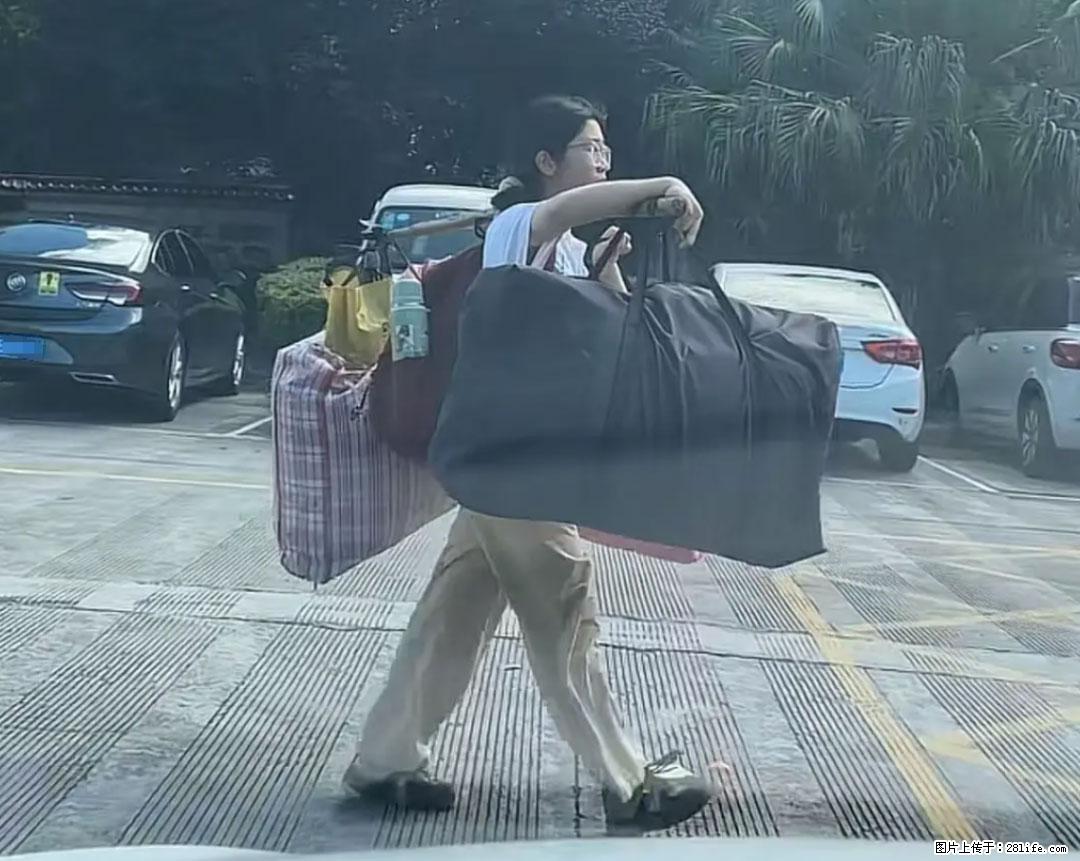 全网追的“扁担女孩”，找了一份暑假工，时薪12元 - 甘南生活资讯 - 甘南28生活网 gn.28life.net